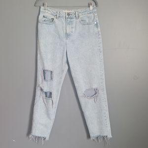 Asos 100% Cotton Women's High-Rise Destroyed Raw-hem Denim Jeans. Size 28/30